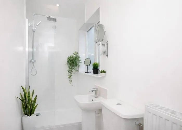 Falklands Street City Centre House-Free Parking York